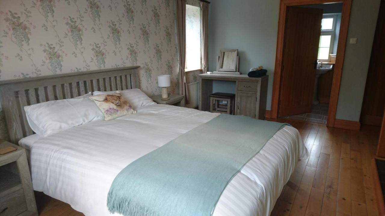 Rossclare Lodge Енискилен Екстериор снимка